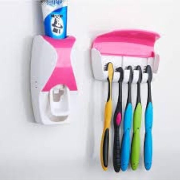 موزع معجون الاسنان